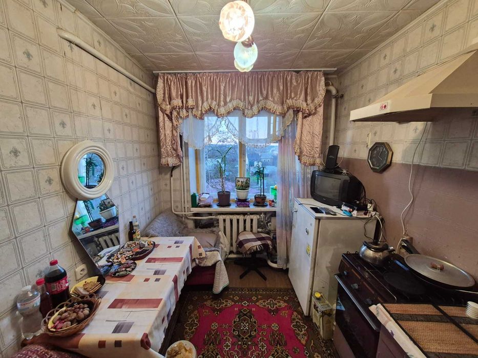 Продам велику 1 но кім квартиру 40м2 з інд.опаленням, Забір'я