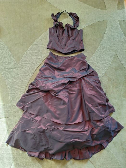 Elegancki gorset + spódnica z podpinanym trenem z wiśniowej tafty