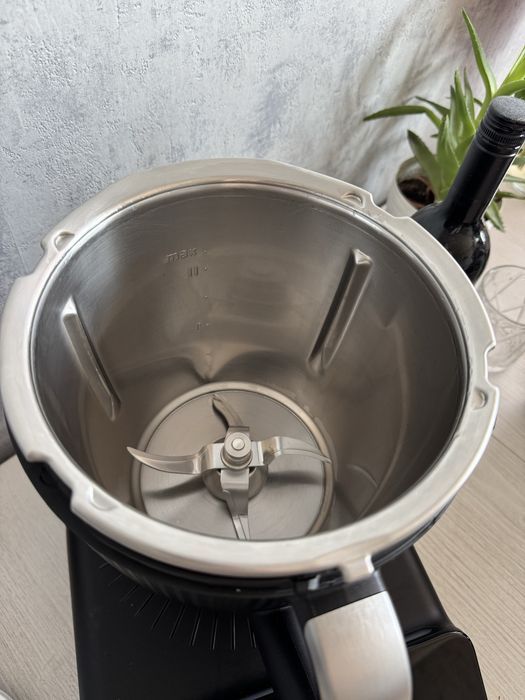Sprzedam Thermomix 7