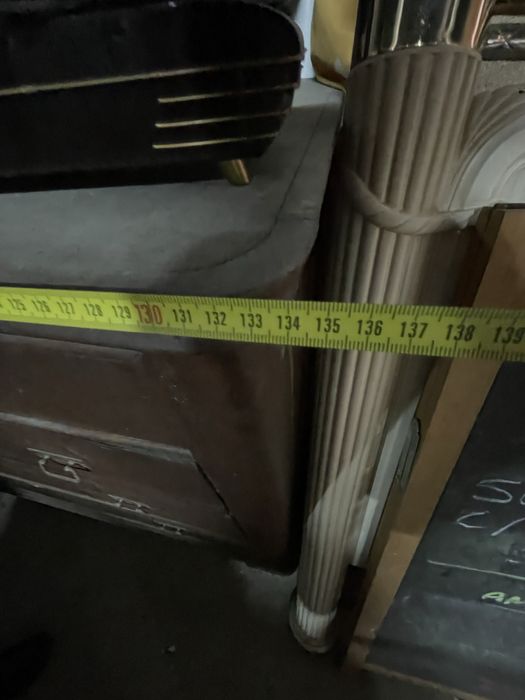 Antiga Comoda de Madeira Rustica