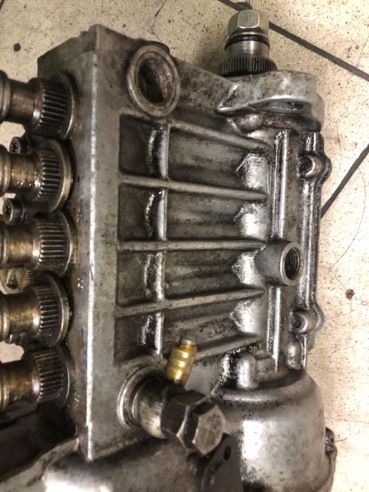 Паливний насос..