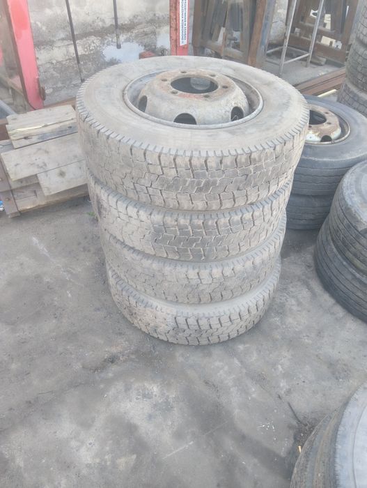 Felgi plus opony 235/75 r 17.5 eurocargo lf midllum napęd komplet 4 sz