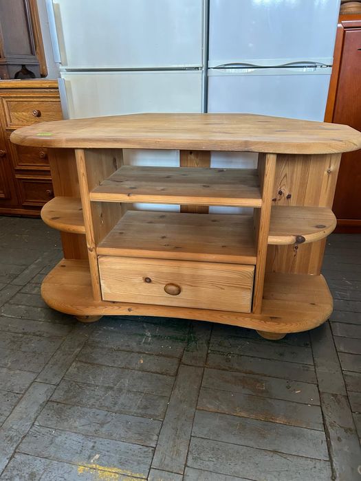Drewniany stolik rtv