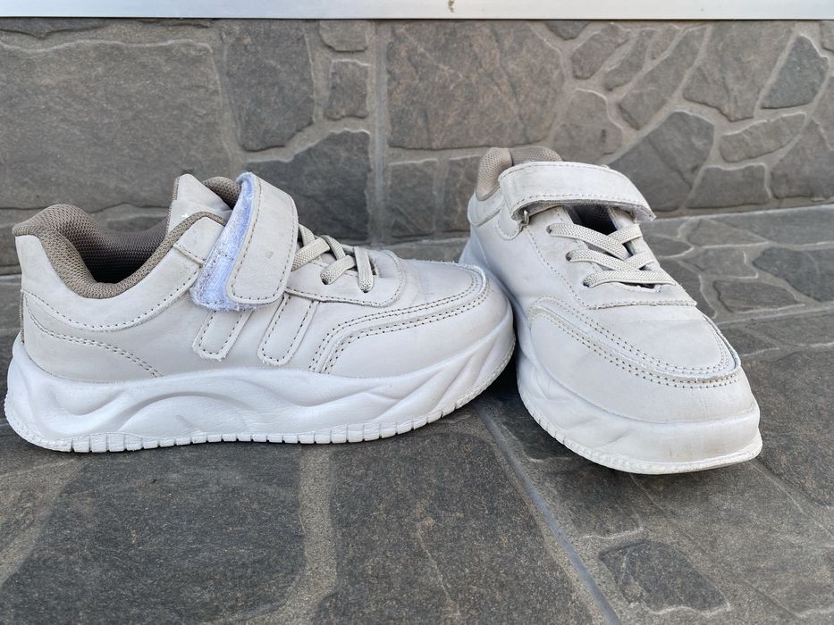 Кросівки на дівчинку 20 см