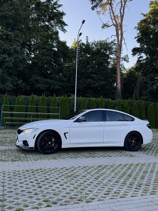 BMW 4 Series Gran Coupe у заводському M пакет
