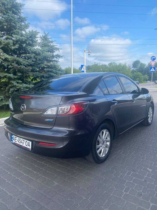 Продам Mazda 3 2012 Автомат