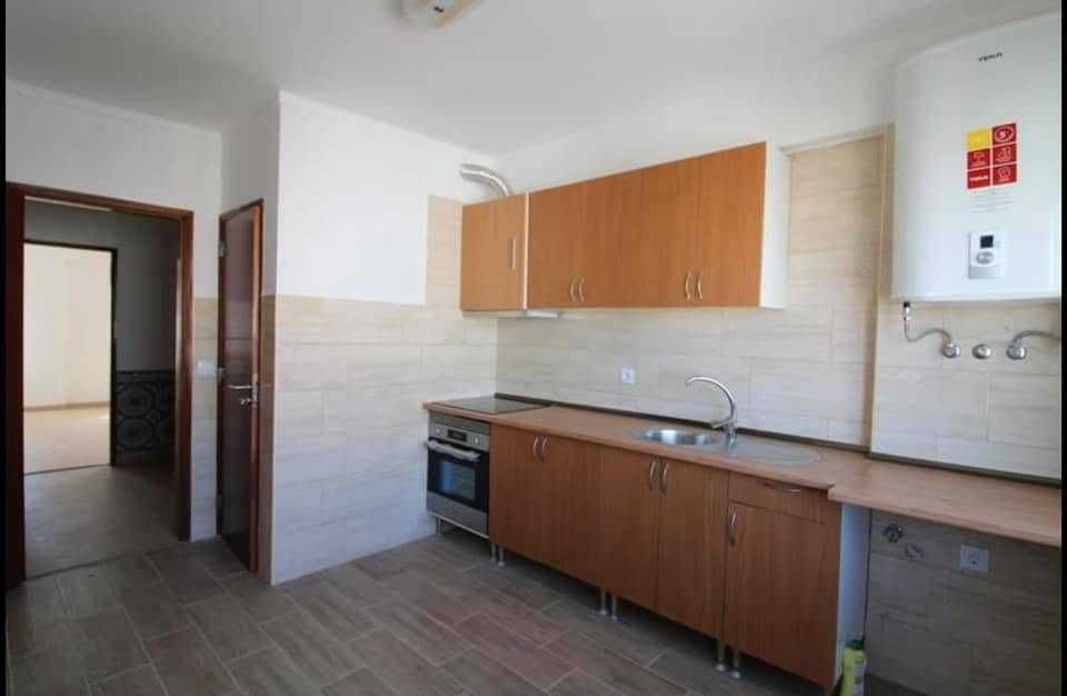 Apartamento T2 à venda em Carregado e Cadafais, Alenquer — foto 2