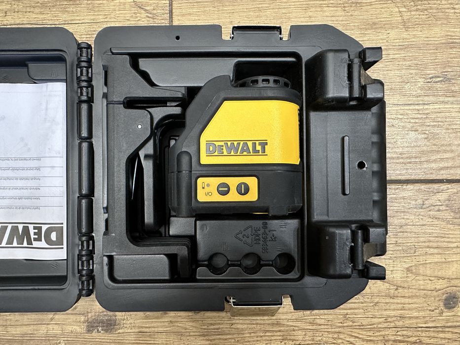 Czerwony laser krzyżowy DeWalt DW088 | 2024r.