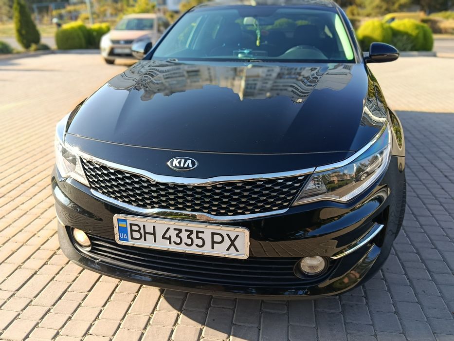 Авто KIA K5 2016 газ