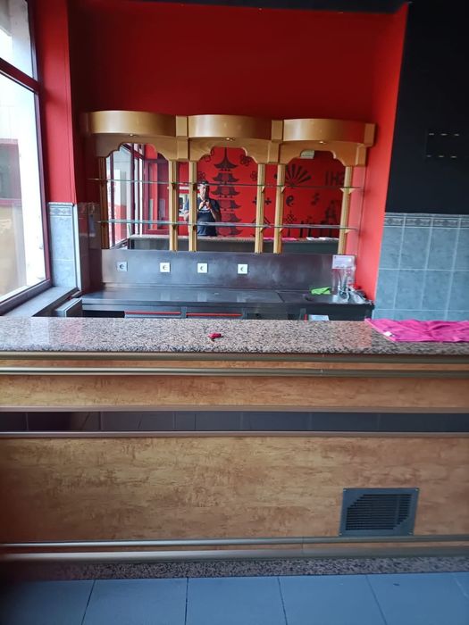 Coffee Counters and Refrigerator in Excellent Condition64553187154563123