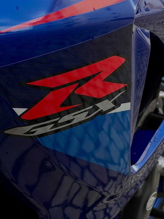 Suzuki GSXR 600 k7