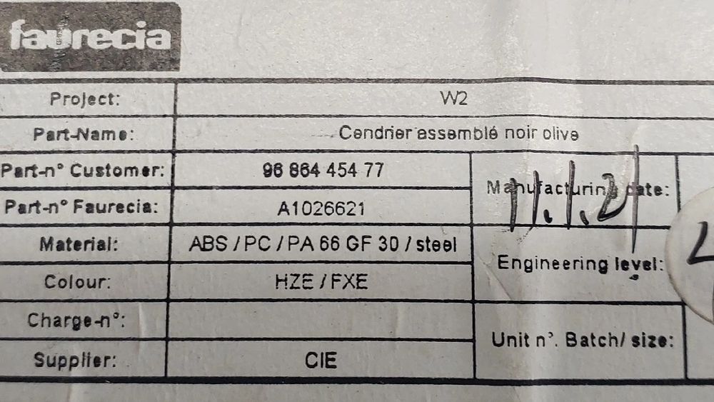 Cinzeiro PEUGEOT 508 SW