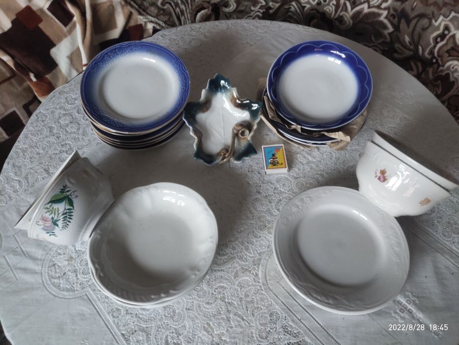 Посуд, різний, якісний,ключі для консервування