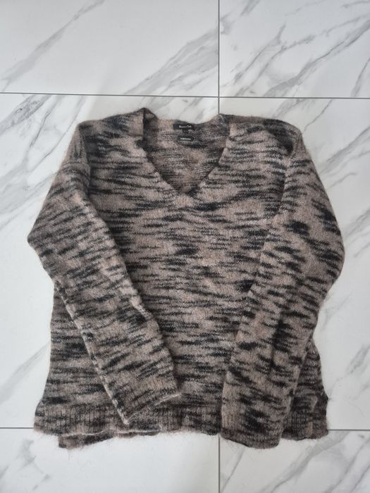 Sweterek massimo dutti S