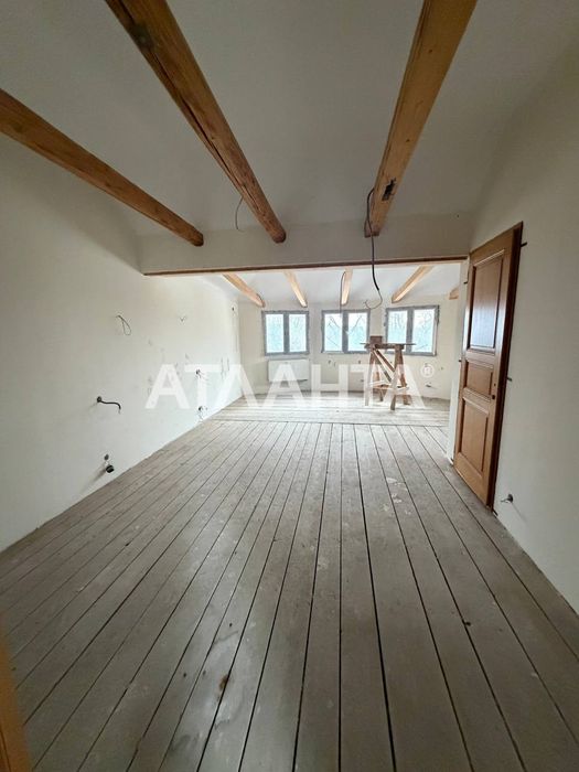 Дворівневе приміщення 221 м², в старому Центрі, вул. Конституційна