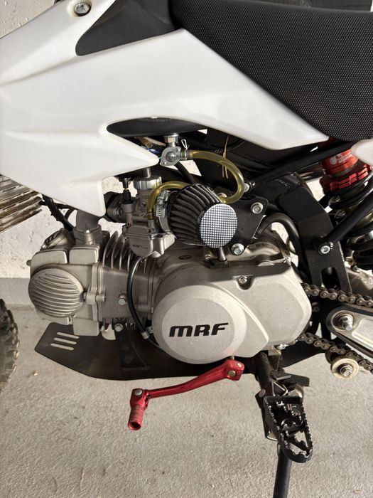 Pitbike mrf 140.