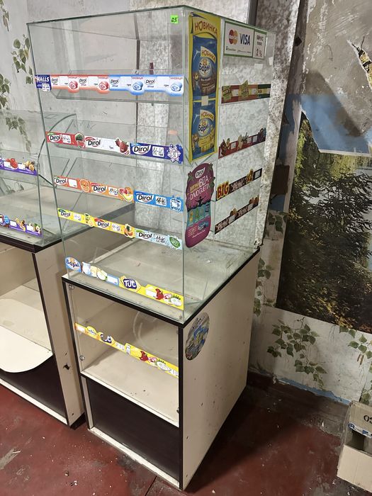 Вітрини для магазину