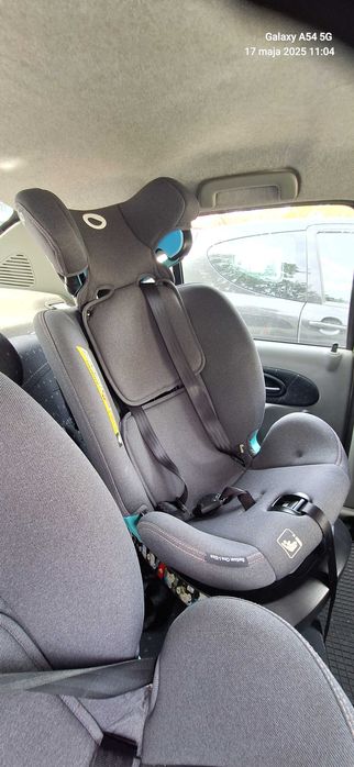 Fotelik samochodowy Lionelo Bastiaan one-i-Size 40-150 cm (0-36 kg)