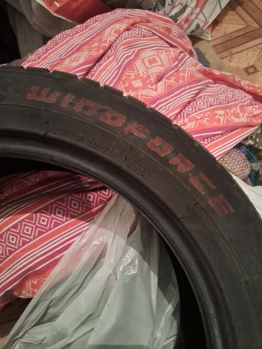 Резина Windforce snowblazer uhp 215 50 r17