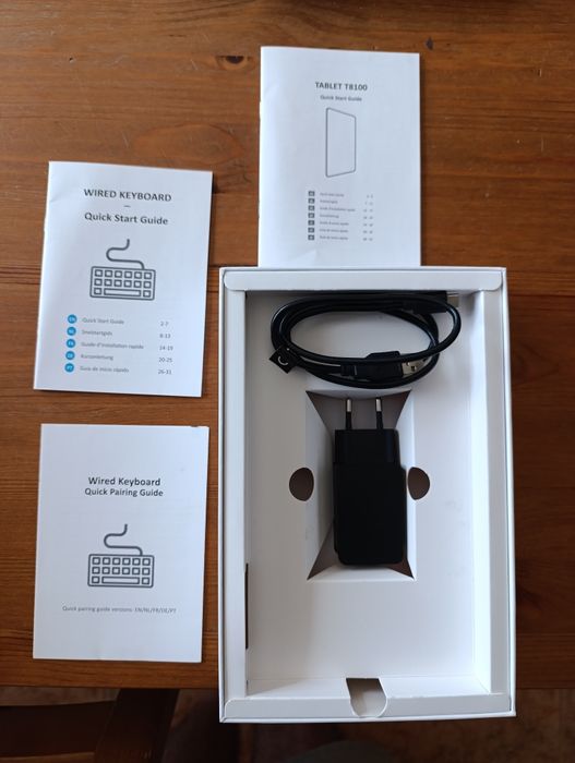 8-inch Tablet T8100 with Case and Mini Keyboard64584248951297124