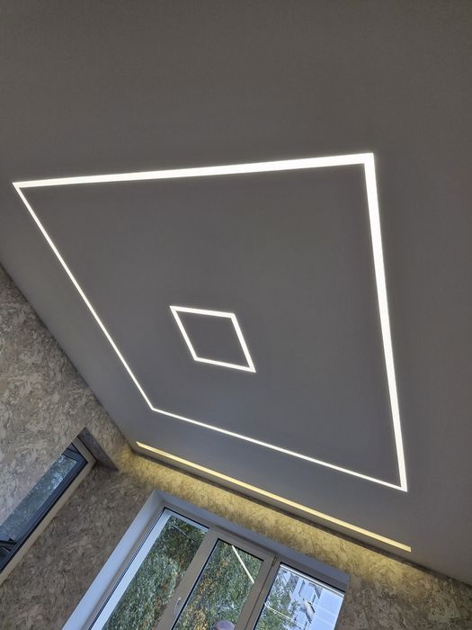 Натяжні стелі        .