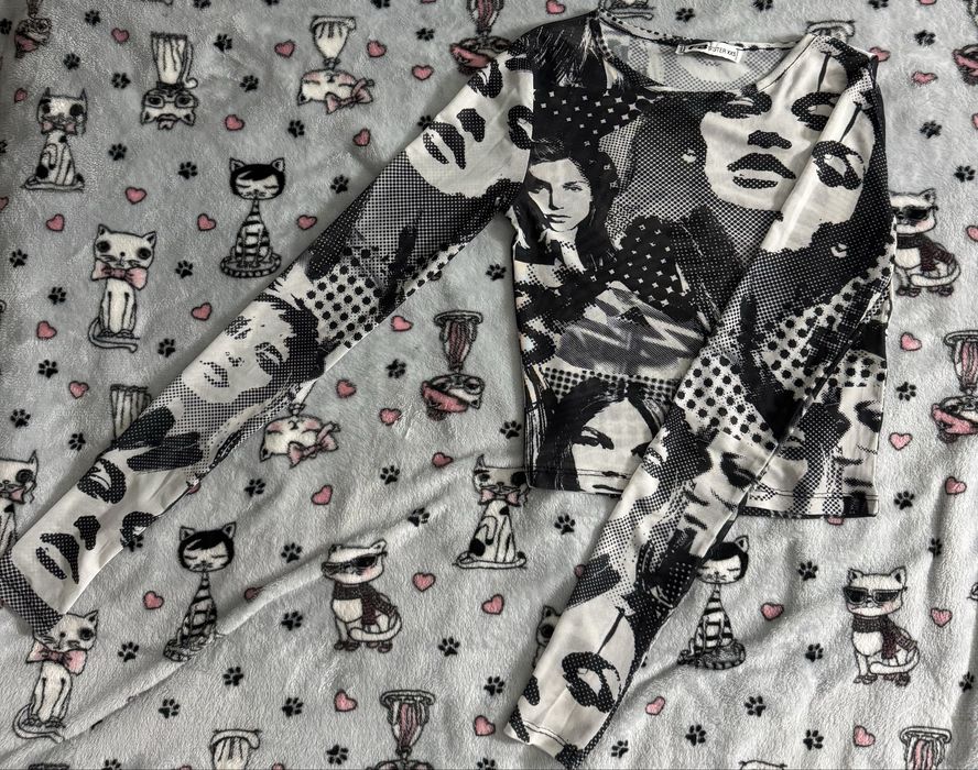 Кофтинки жіночі. Чорна та з принтом