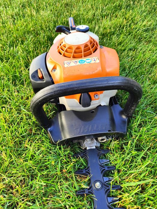 Stihl HS 81R Nożyce do Żywoplotu Spalinowe 61cm