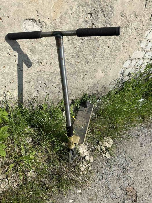 Самокат трюковий native steam