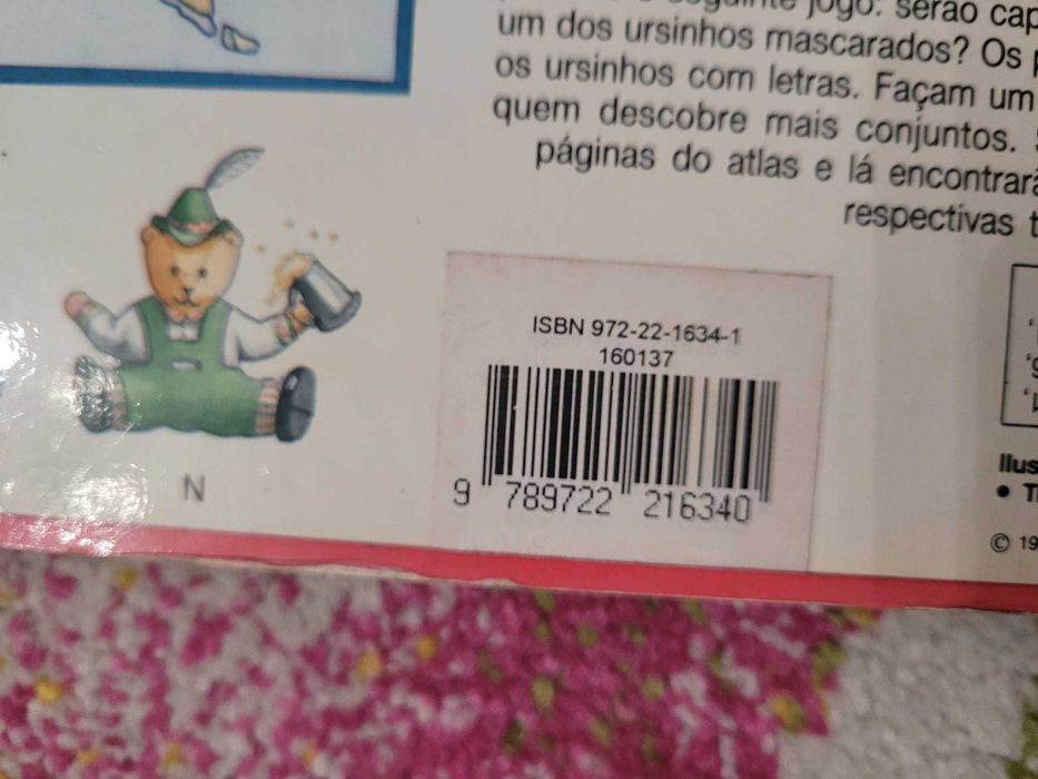 “O Meu Primeiro Atlas - Descobre o mundo com o ursinho Geo”