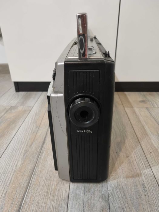 radiomagnetofon SHARP GF-8585