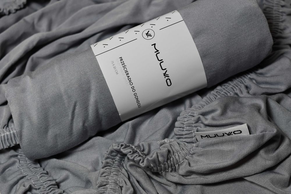 Muuvo bambusowe prześcieradło na materac wózka Grey