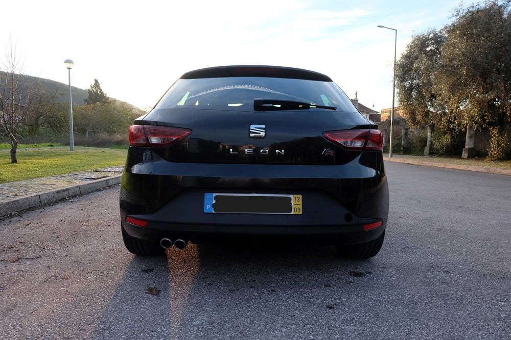 Seat Leon SC FR 2.0 TDI 150cv de 2013 com apenas 146 mil KM