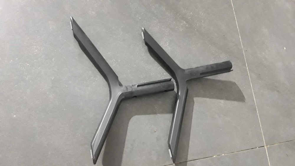 Nóżki podstawa stojak stopki pod TV samsung 50Qled 55TU7172