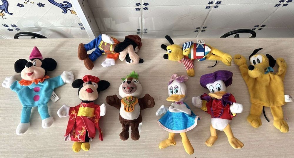 Copos disneyland paris mcdonalds happy meal mickey minnie tico e teco pequena sereia mulan tarzan