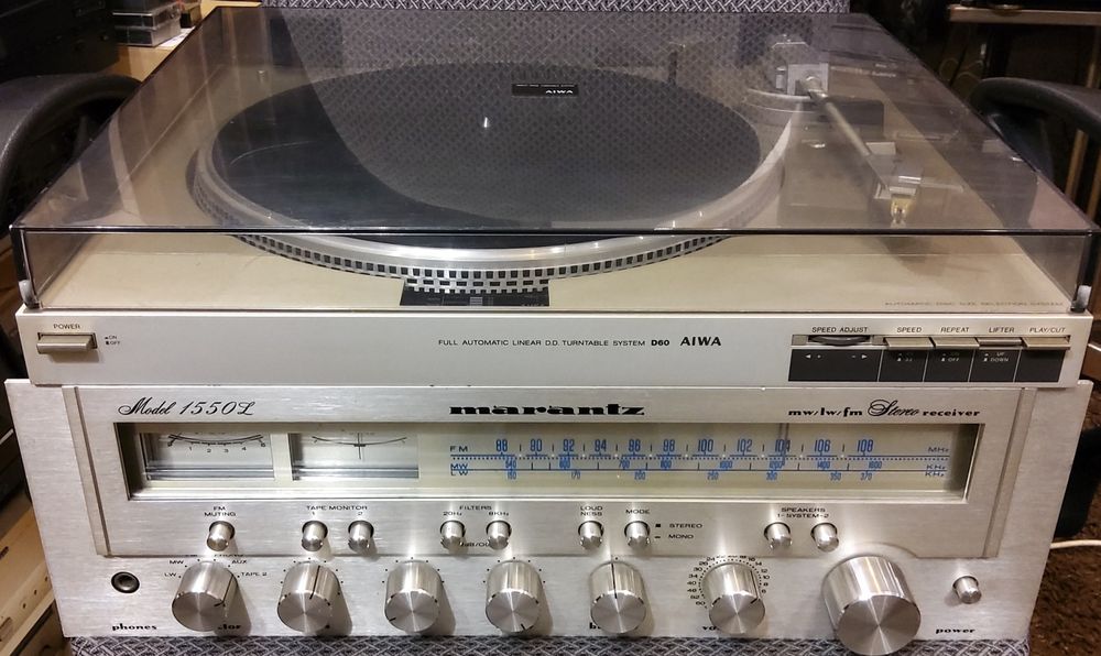 AIWA D60 Проигрыватель винила.