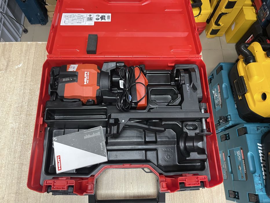 Hilti PM 40-MG / мультилінійний лазерний рівень Хілті