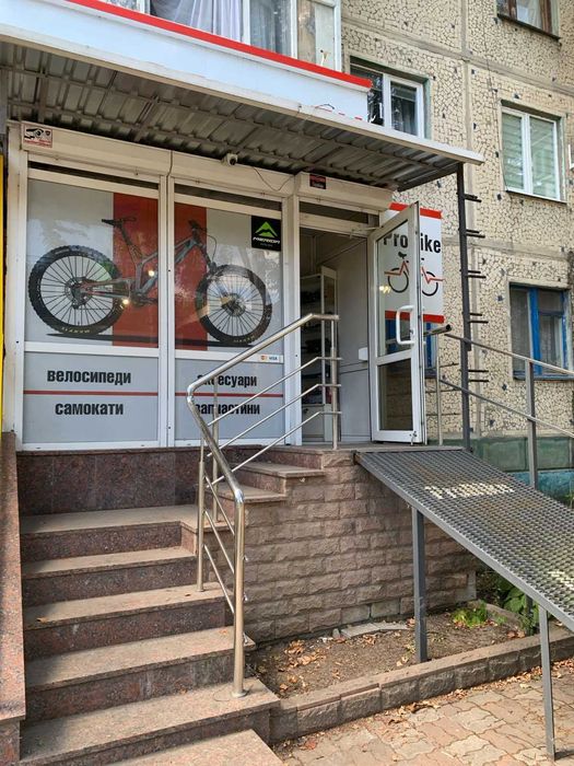 Locale commerciale, 51 m²
