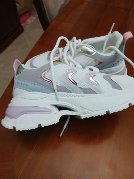 Tenis Novos de senhora