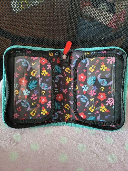 Piórnik stitch jak nowy