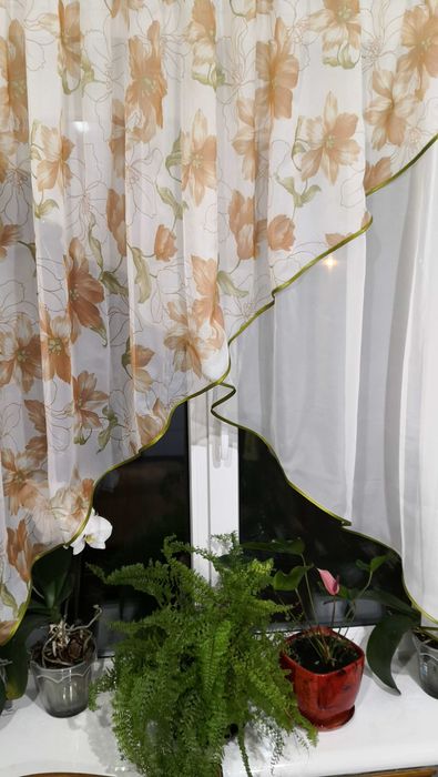 Занавіска штора тюль на кухню два кути квіти смужки