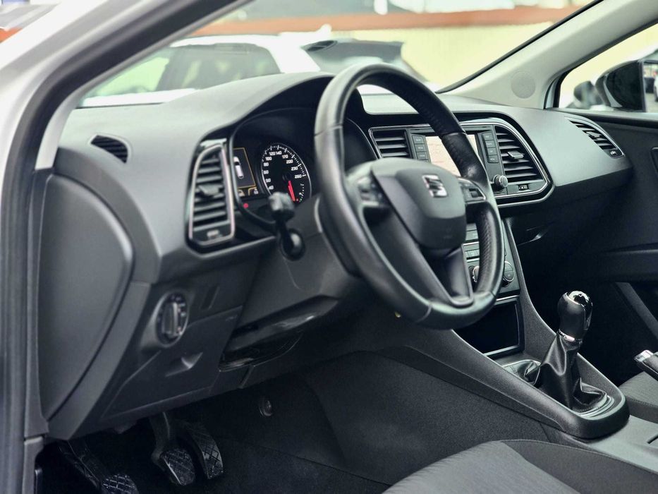SEAT LEON ST FR 5F 1.6TDI 110CV "LOOK CUPRA"