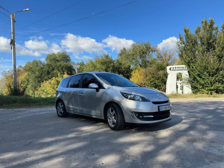 Renault   Scenic