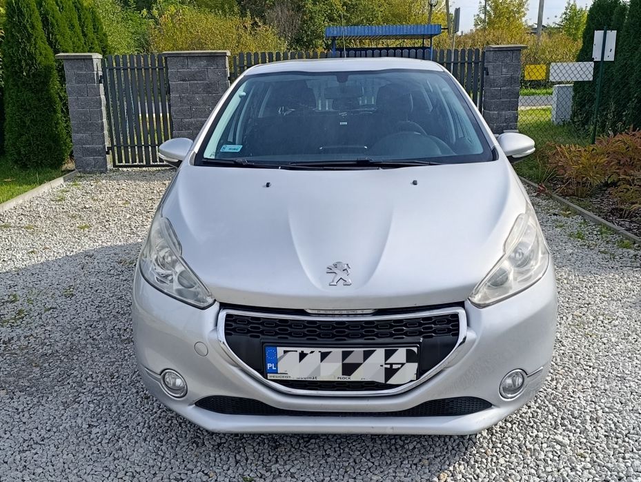 Peugeot 208 1.2 GAZ 2013r.