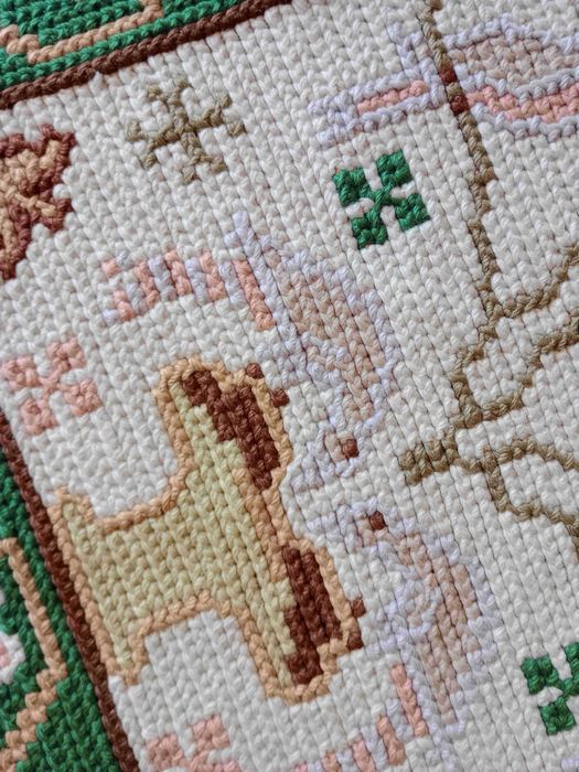 3 Tapetes de Arraiolos / 3 handmade Arraiolos rugs : 140 cm x 72 cm