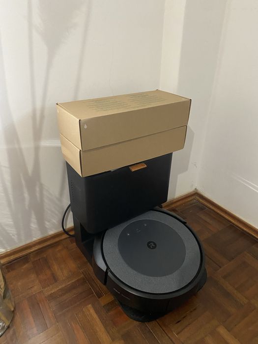 iRobot Roomba Combo j7+ com Clean Base | Excelente Estado