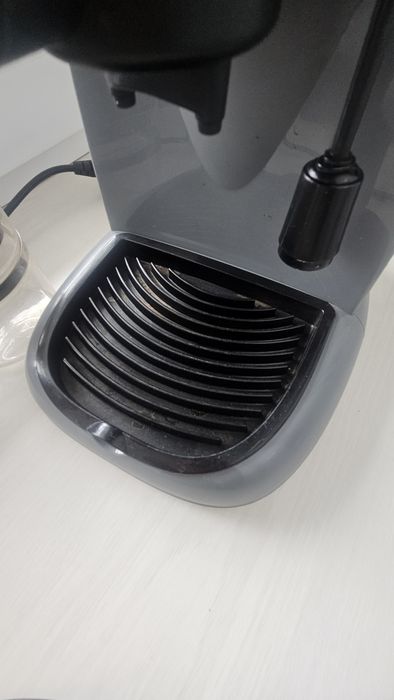 Кавова машинка, кавоварка еспресо Delonghi EC6, ріжкова (рожкова)