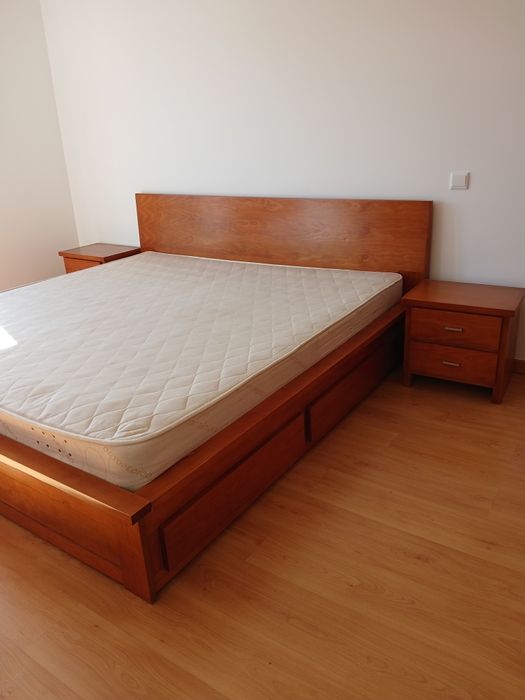 VENDO - Quarto ( Cama + Cabeceiras + Comuda )64285474964483120