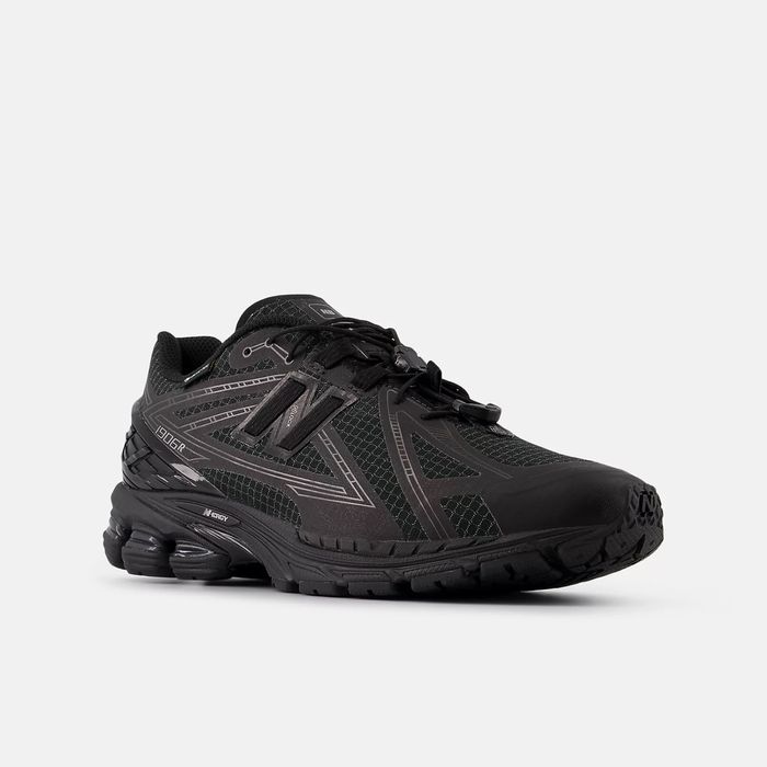 Кросівки new balance U1906XV1 Gore-Tex оригінал 45,5