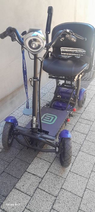 Wózek inwalidzki elektryczny