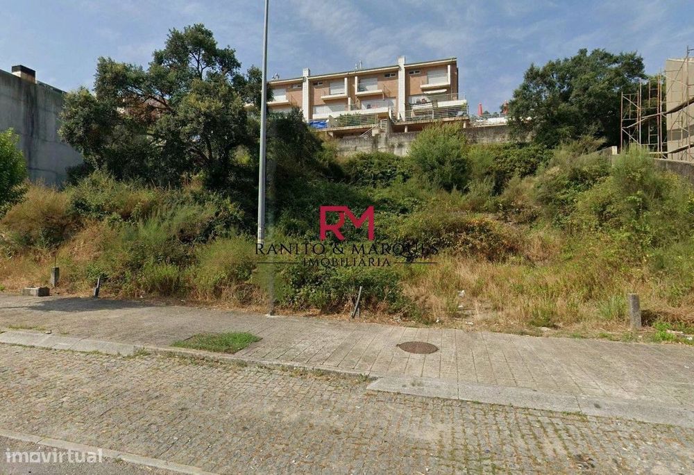 Terreno Com 385 M2 Para Construção De Moradia  - Valongo